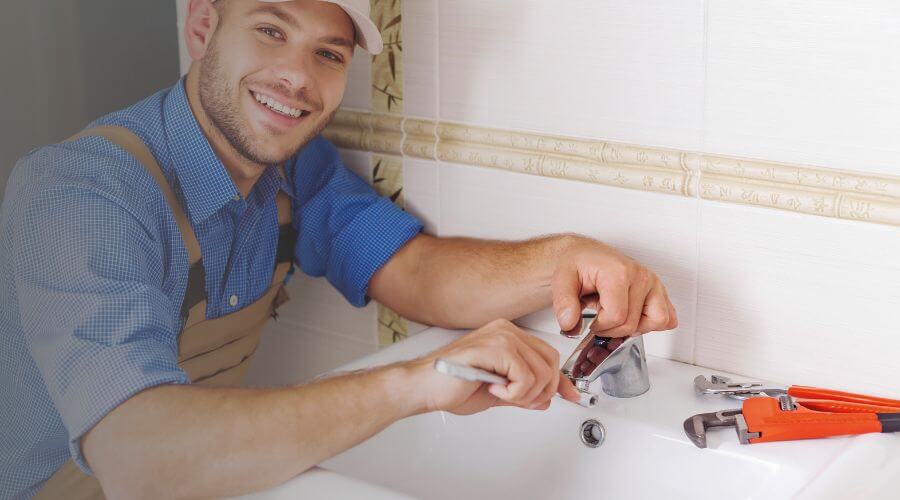Professional clogged drains services in Quincy, MO